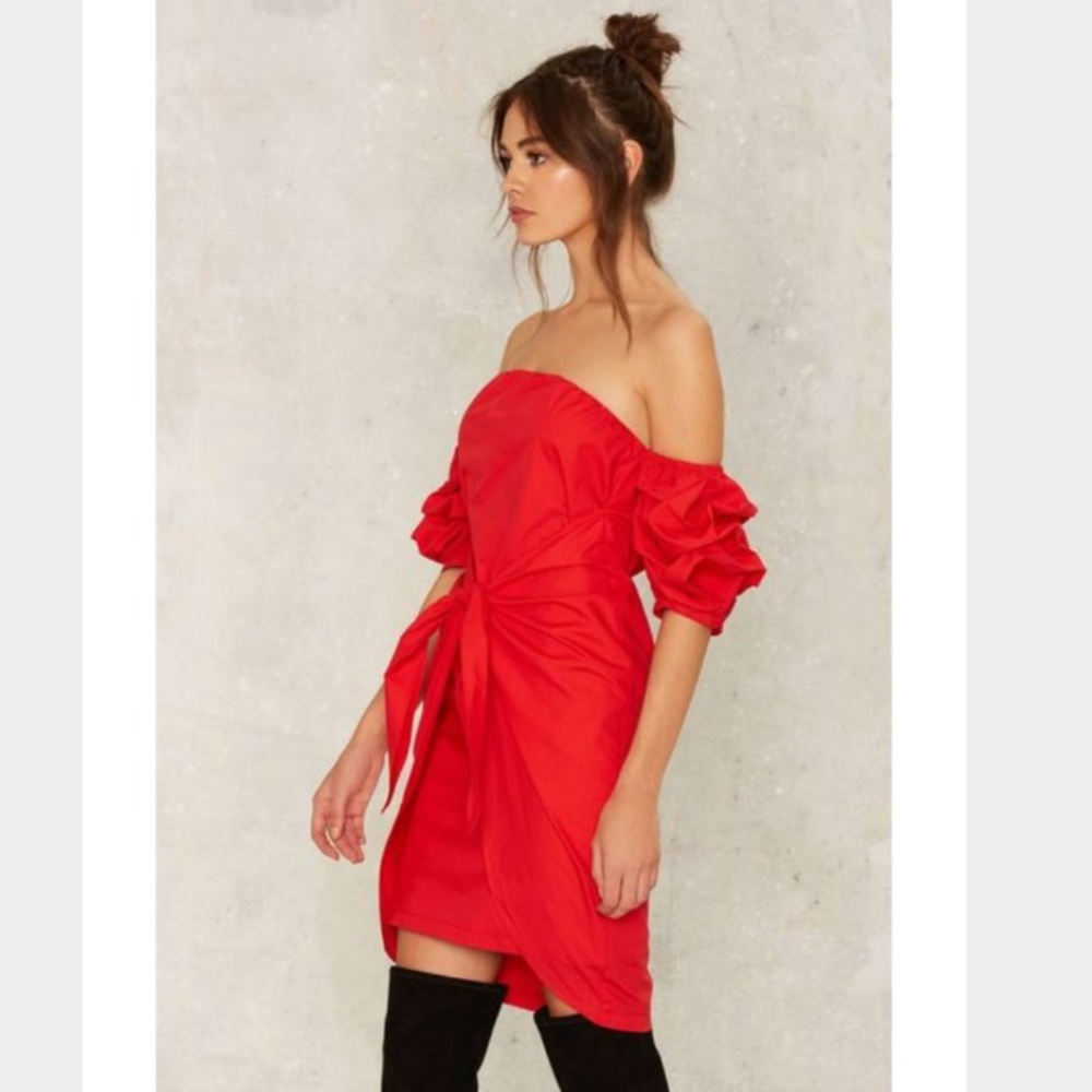 ✨HP✨ Nasty Gal Tie Off Shoulder Dress - Picture 2 of 4