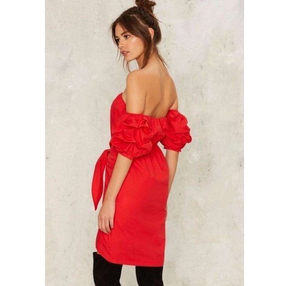 ✨HP✨ Nasty Gal Tie Off Shoulder Dress - Picture 3 of 4