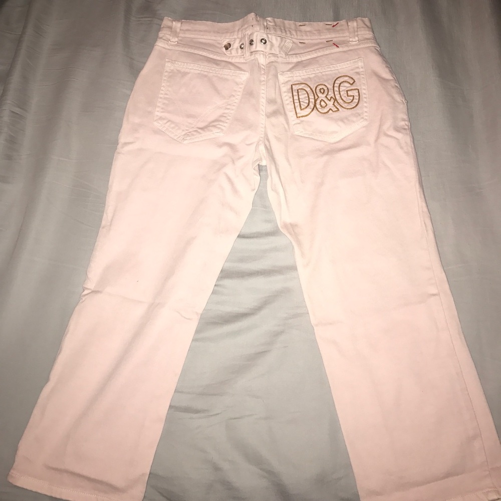 Light pink D&G capri's