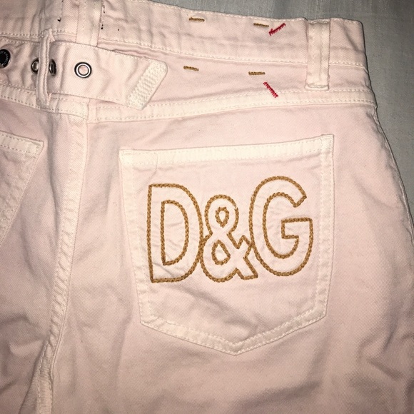 Light pink D&G capri's - Picture 3 of 8