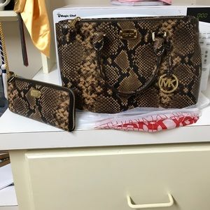 NWOT Authentic MK Animal Print Sept NWOT Authentic MK Animal Print Sept