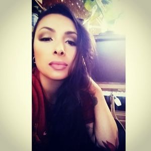 Meet your Posher, Vanessa