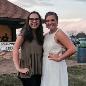 Meet your Posher, Victoria