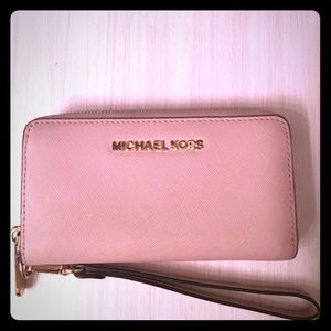 Michael Kors Saffiano Wallet Wristlet Beige