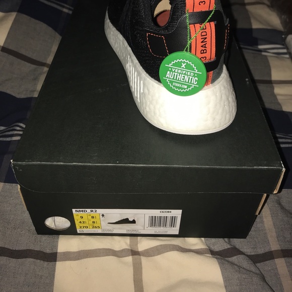 Adidas NMD R2 - Picture 2 of 5