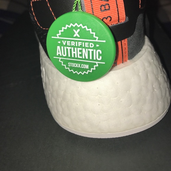 Adidas NMD R2 - Picture 3 of 5