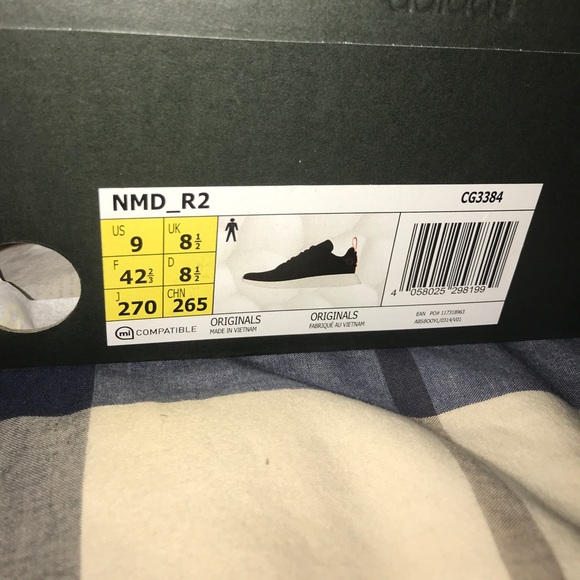 Adidas NMD R2 - Picture 5 of 5