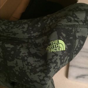 North face Capri leggings