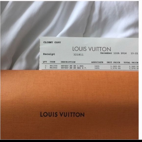 Louis Vuitton Wristlet - Picture 2 of 2