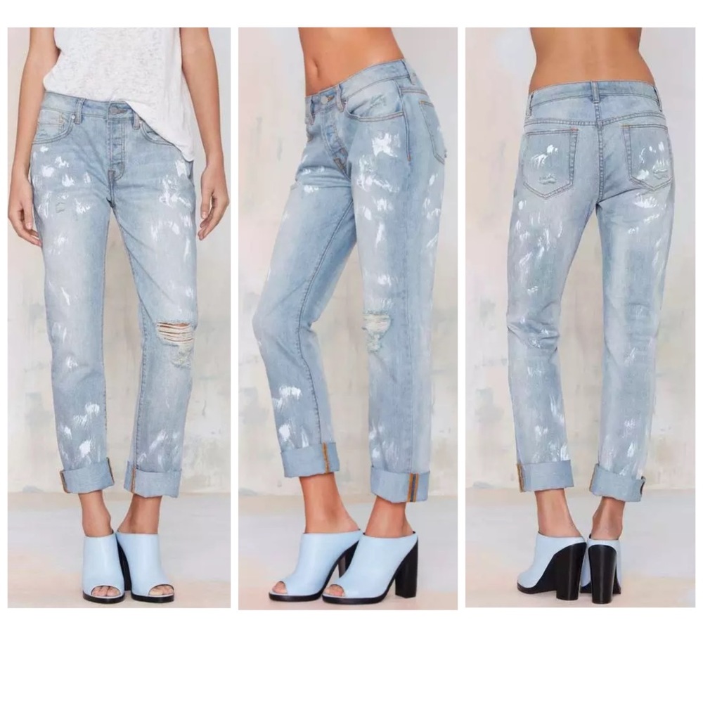 NASTY GAL THE BRUSH UP DESTRUCTED BOYFRIEND JEANS