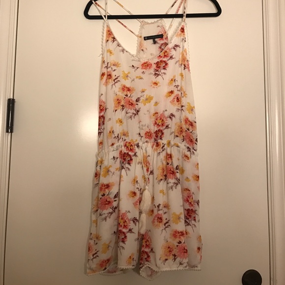 Floral romper - Picture 2 of 2