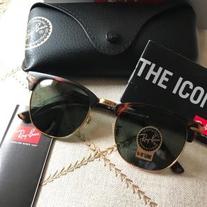 Tortoise and black ray ban club master sunglasses Tortoise and black ray ban club master sunglasses