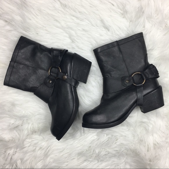 carvela wing boots