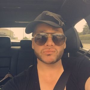 Meet your Posher, Bradley