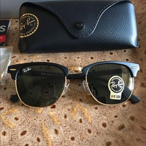 Black and gold club master sunglasses size 51 Black and gold club master sunglasses size 51