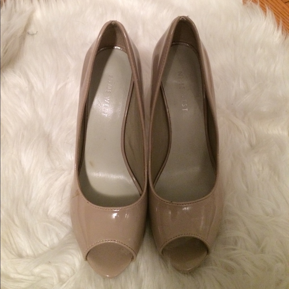 Nine West nude open toe heels
