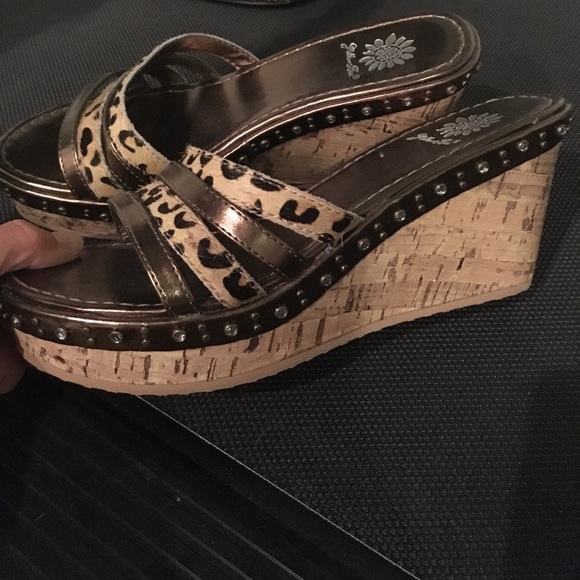 Yellow box wedges - Picture 2 of 4