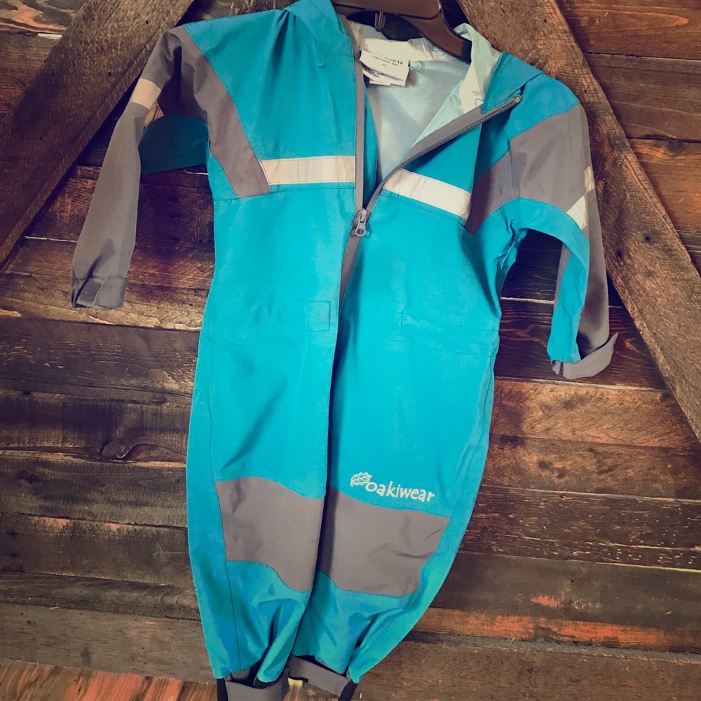 🦋24 Hour SALE🦋 Oakiwear KIDS rain suit. ☔️