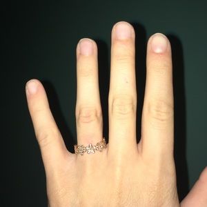 Pandora rose dazzling daisy ring