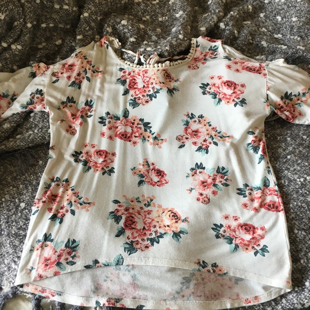 Girls Shoulder Cut Out Shirt