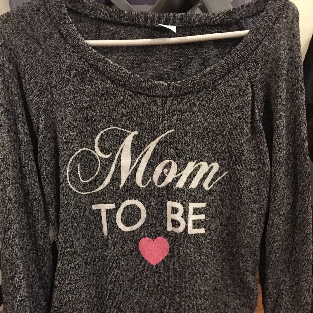 Mom to Be maternity sweater
