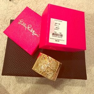 Lilly Pulitzer Gold Cuff Lilly Pulitzer Gold Cuff