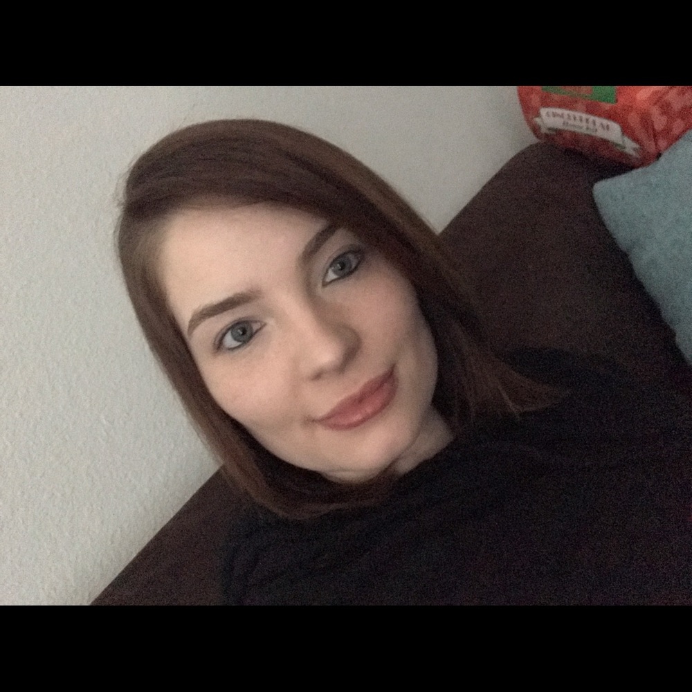 Meet your Posher, Kelly