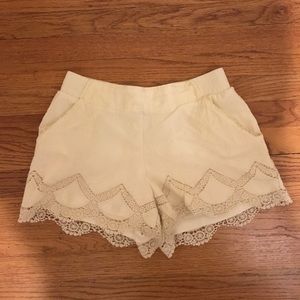 Creme lace crochet shorts