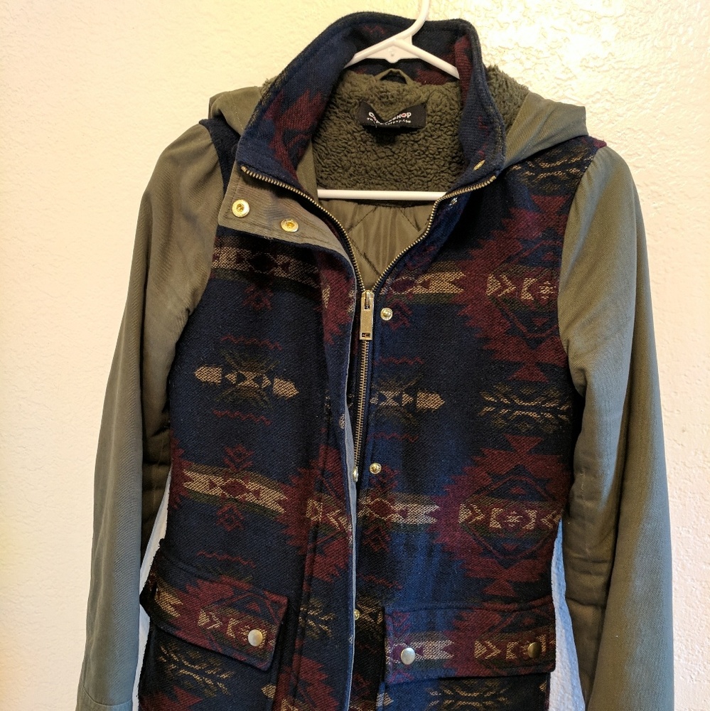 💕 reserved 💕Coffee Shop anorak jacket