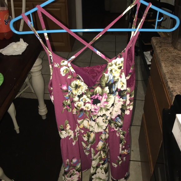 Romper medium but I'm a small and it fits me great - Picture 3 of 4