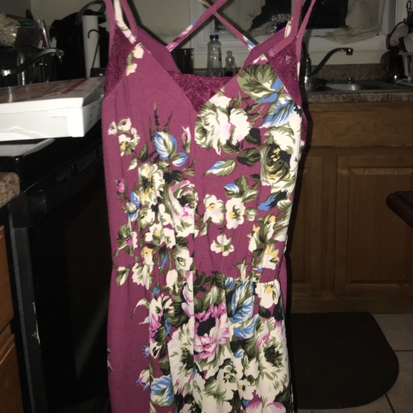 Romper medium but I'm a small and it fits me great - Picture 4 of 4