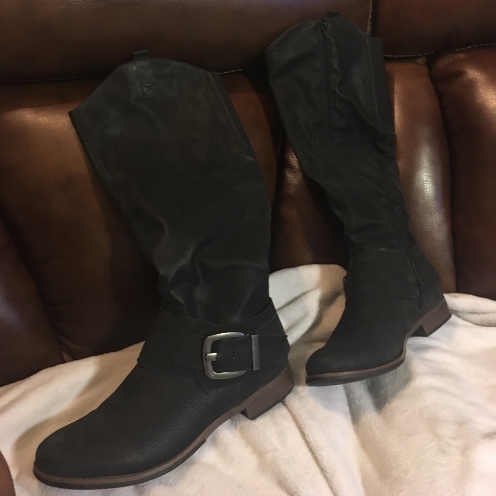 Really cute Riding Boots!