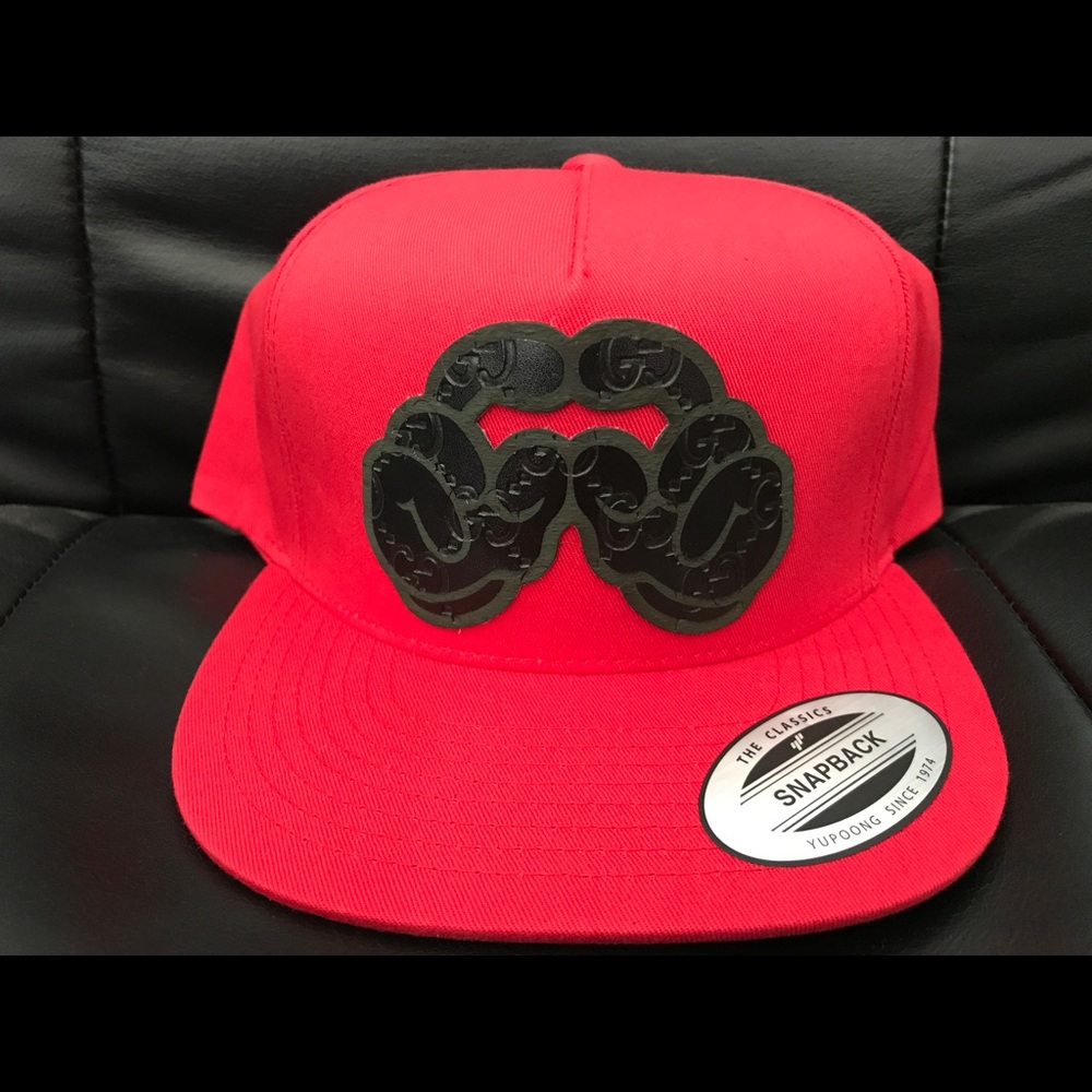 2 Gs Gucci Hands SnapBack hat