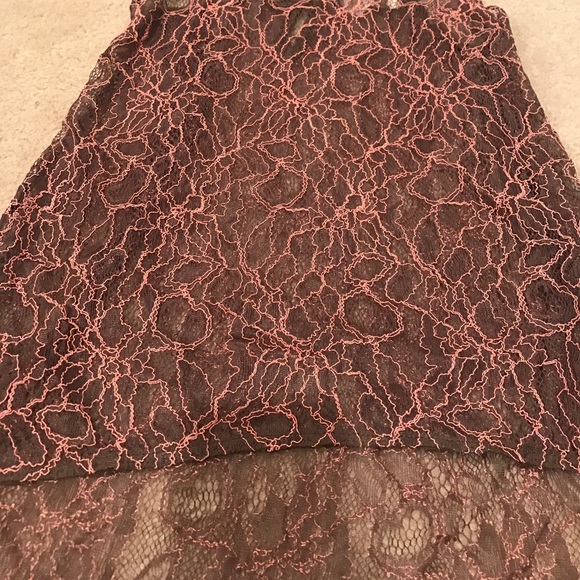 Tank - Picture 2 of 4