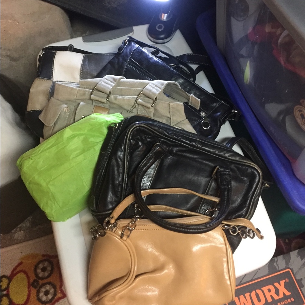 Pocketbooks/Handbags