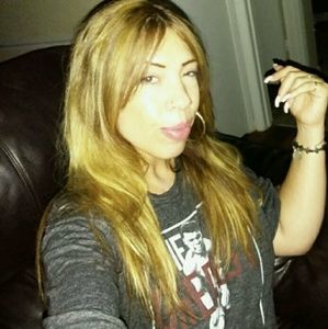 Meet your Posher, Rita