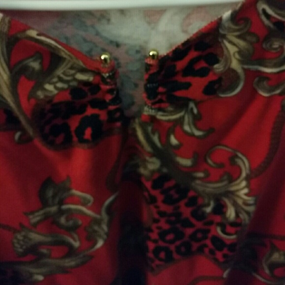 Beautiful Sweater 🌷🌷 - Picture 4 of 4