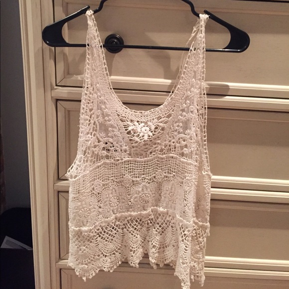 White lace top - Picture 1 of 1