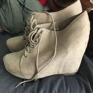Light tan/beige wedge booties