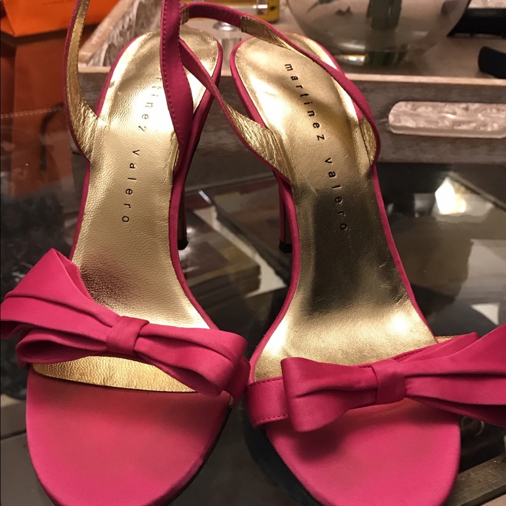 Martinez Valero pink sandals
