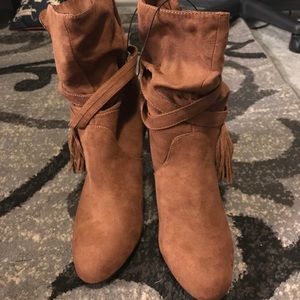 NWT Express Booties