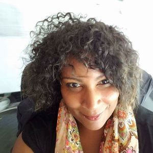 Meet your Posher, Latonja