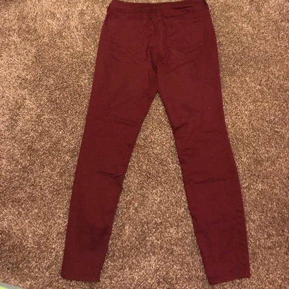 Burgundy red jeans size 9 - Picture 2 of 3