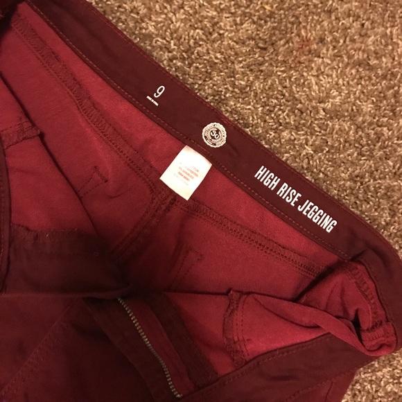 Burgundy red jeans size 9 - Picture 3 of 3