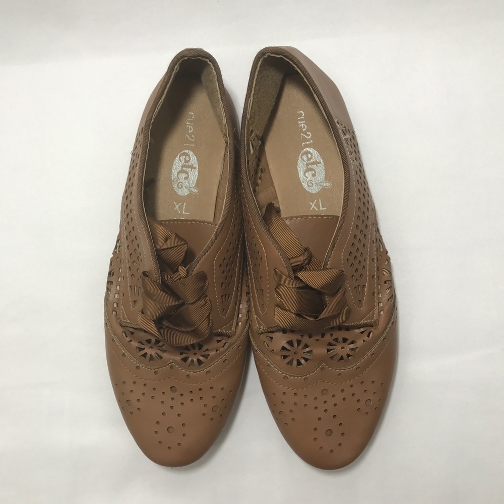 Rue 21 Darling Cutout Oxfords in light brown