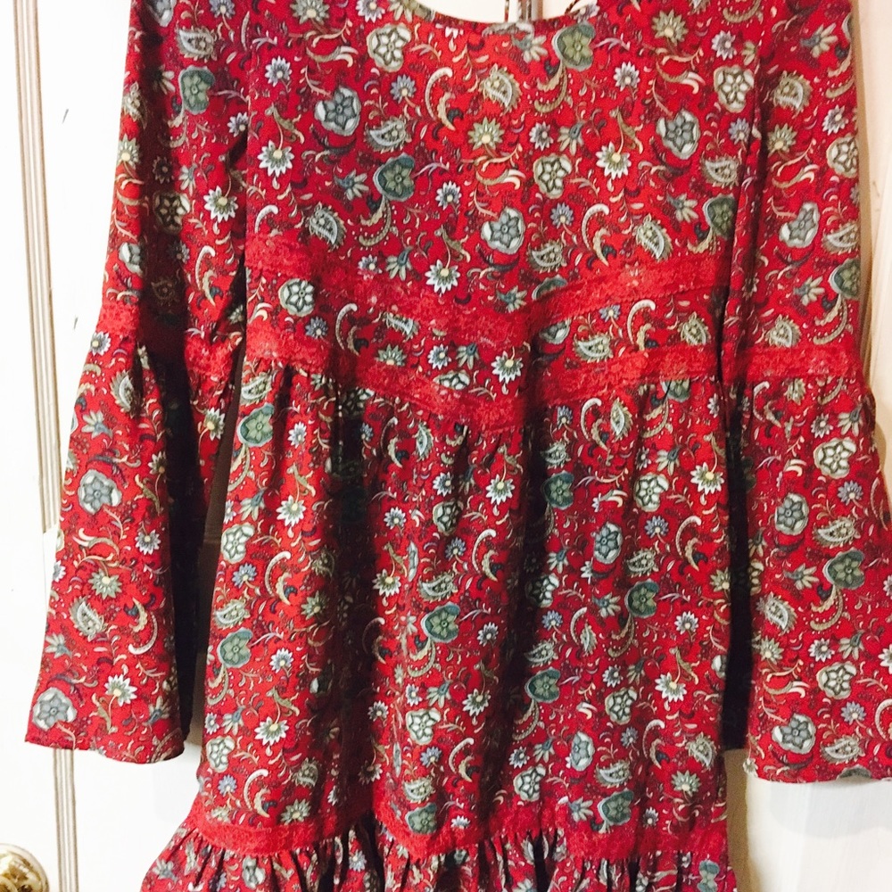 NWOT Red Boho Bell Sleeve Dress - Picture 3 of 6