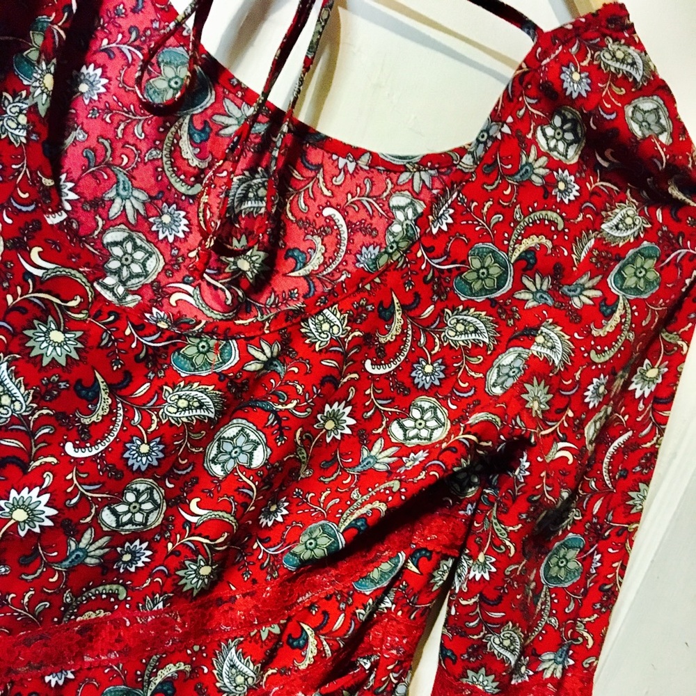 NWOT Red Boho Bell Sleeve Dress - Picture 4 of 6