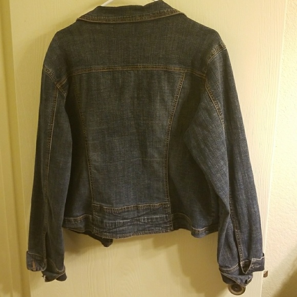 Jean jacket - Picture 4 of 4