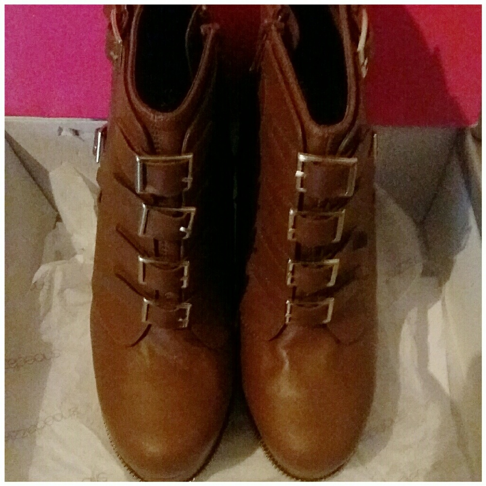 Fall Boots - Picture 2 of 3
