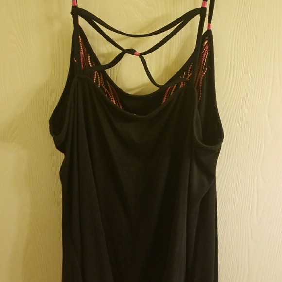 Spaghetti strap top - Picture 3 of 3